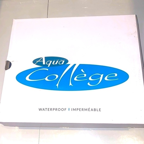 Aqua College black suede wedge athletic bootie/ sneakers.Waterproof.Size 7.5.NWT - Picture 11 of 11